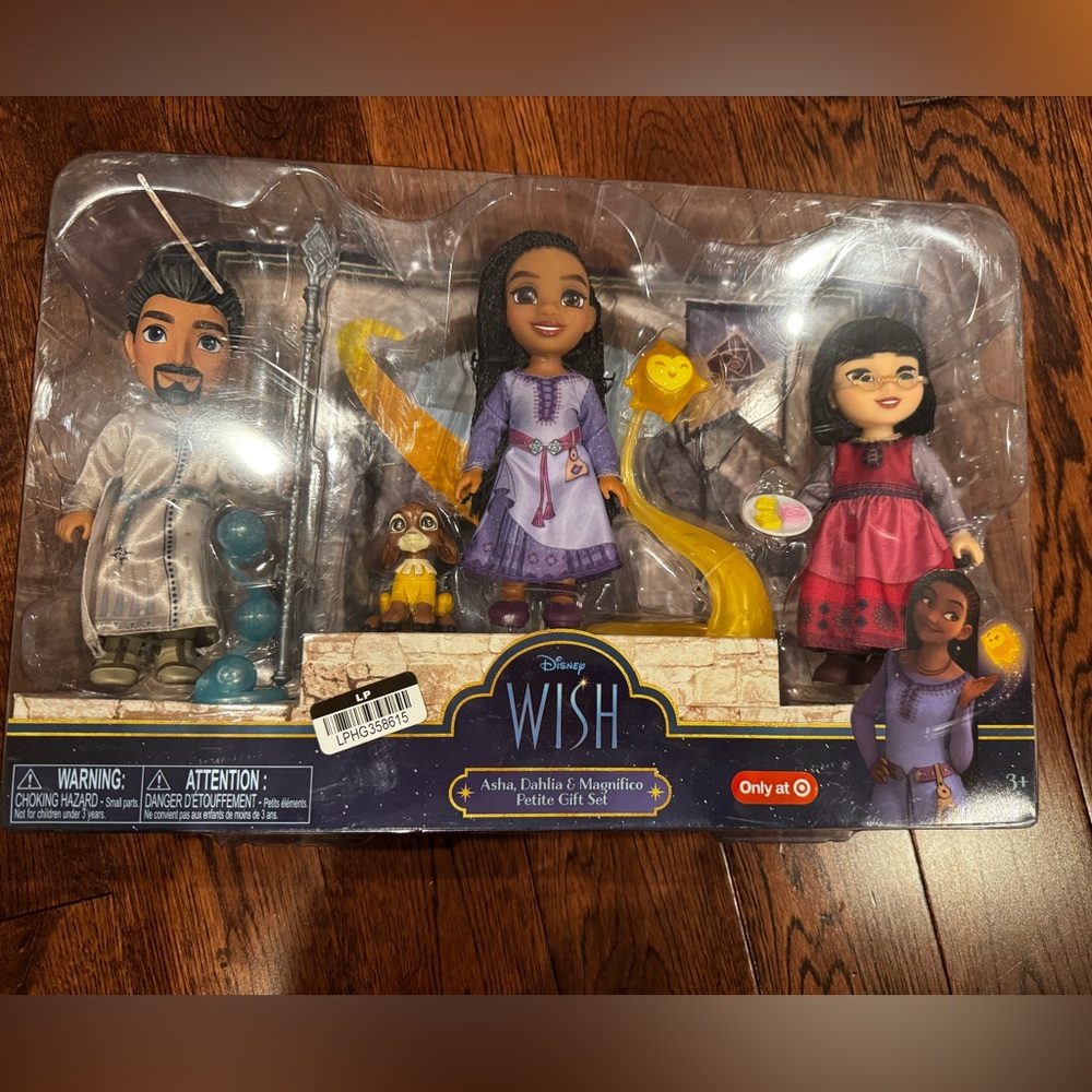Disney Wish Petite Gift Set - Asha, dahlia & magnifico